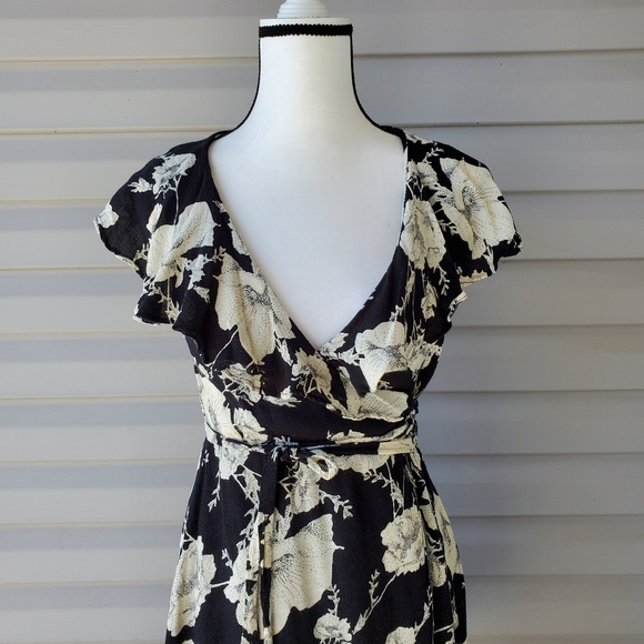 Free People French quarter oral wrap dress - Picture 4 of 11